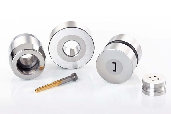 High-Precision Machining of Medical Device Components